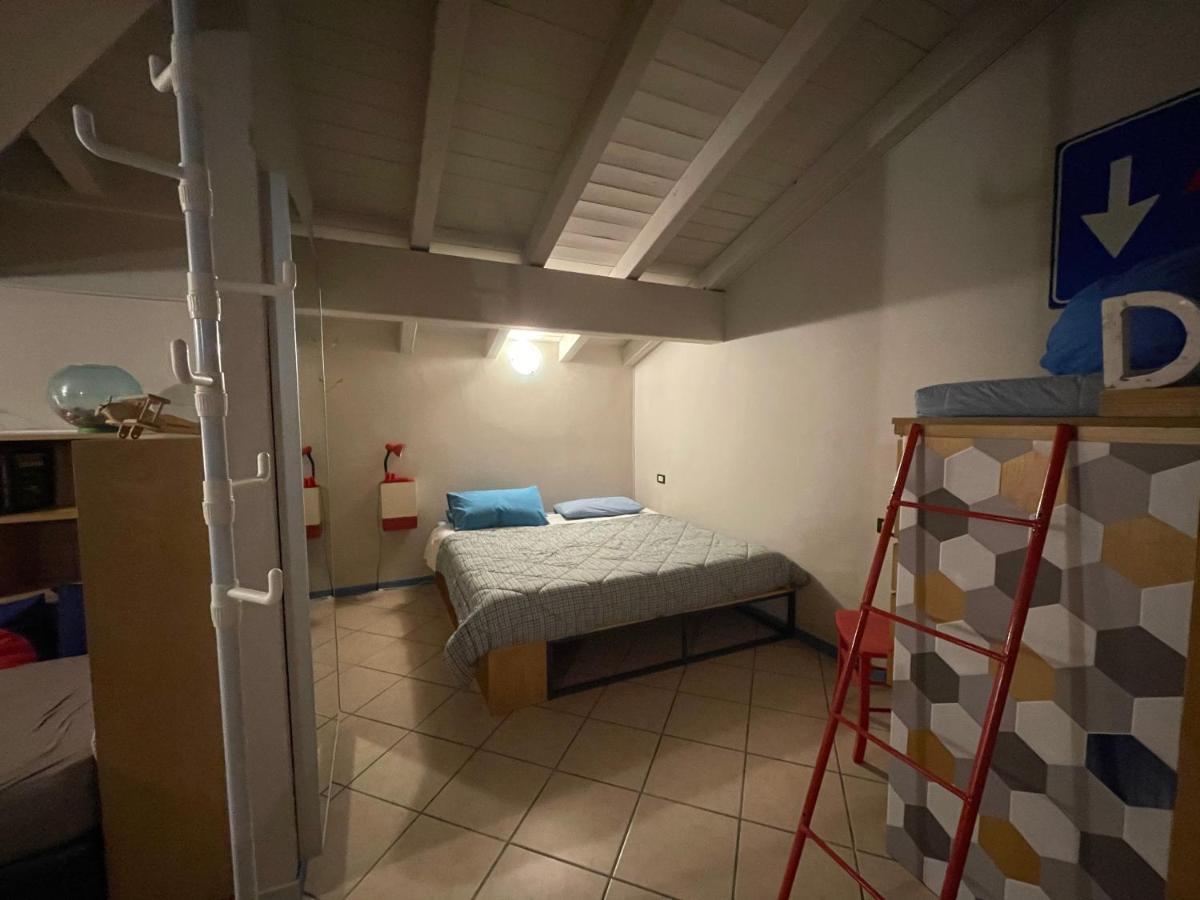 Apartamento Mansardine Metropolitane Brescia Exterior foto