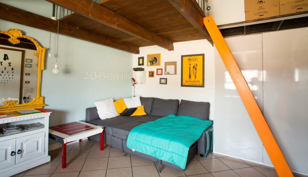 Apartamento Mansardine Metropolitane Brescia Exterior foto
