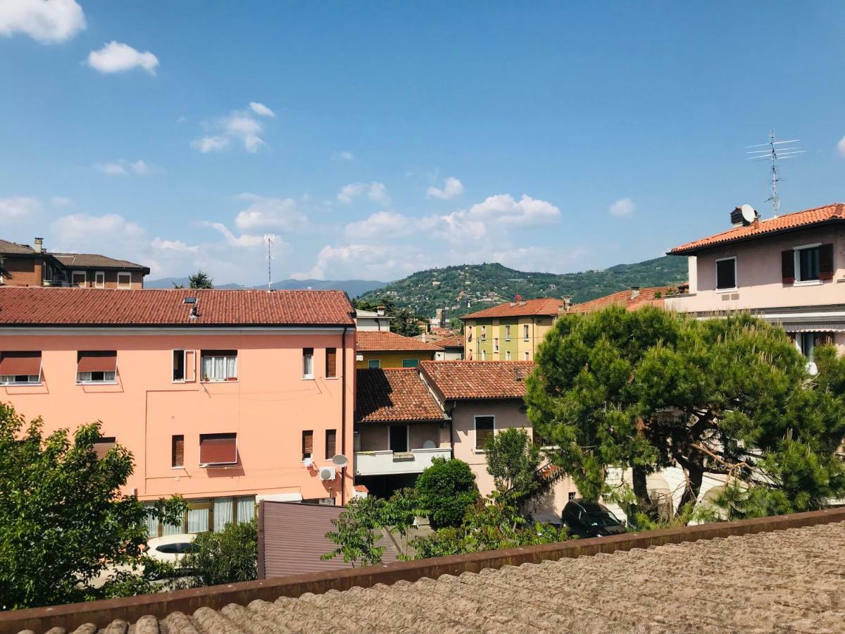 Apartamento Mansardine Metropolitane Brescia Exterior foto